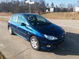 Peugeot 206 1.4l  zuverlässig & sparsam - gebrauchte Peugeot 206 aus dem Jahr 2008