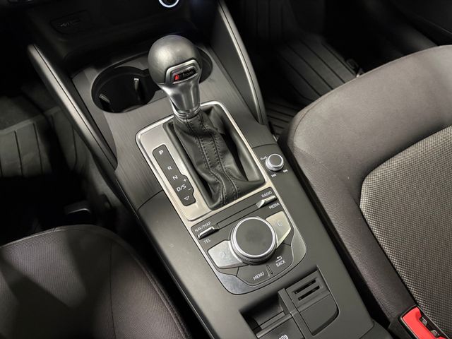 A3 Sportback 35 TFSI TEMP XENON SHZ