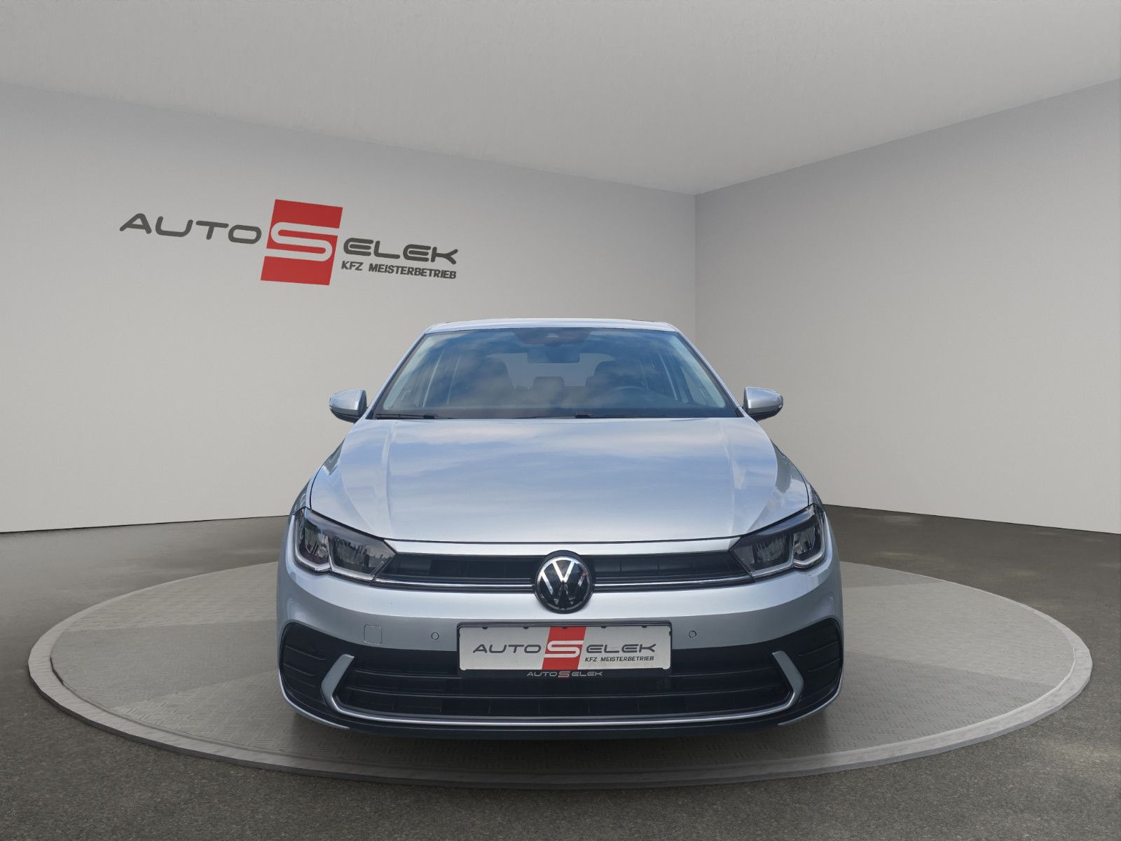 Fahrzeugabbildung Volkswagen Polo VI OPF Life LED PDC App-Connect NEUES MODEL