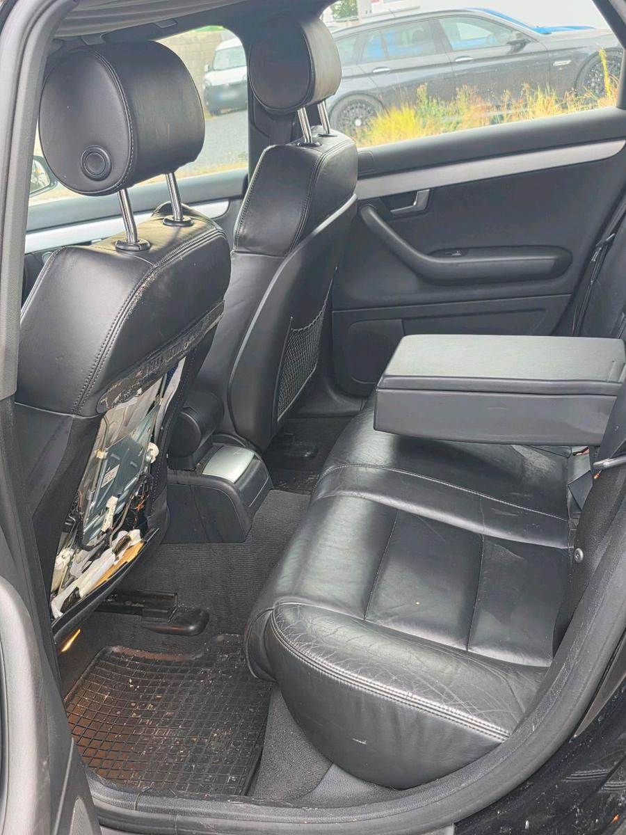 Audi A4 2006 — photo 7