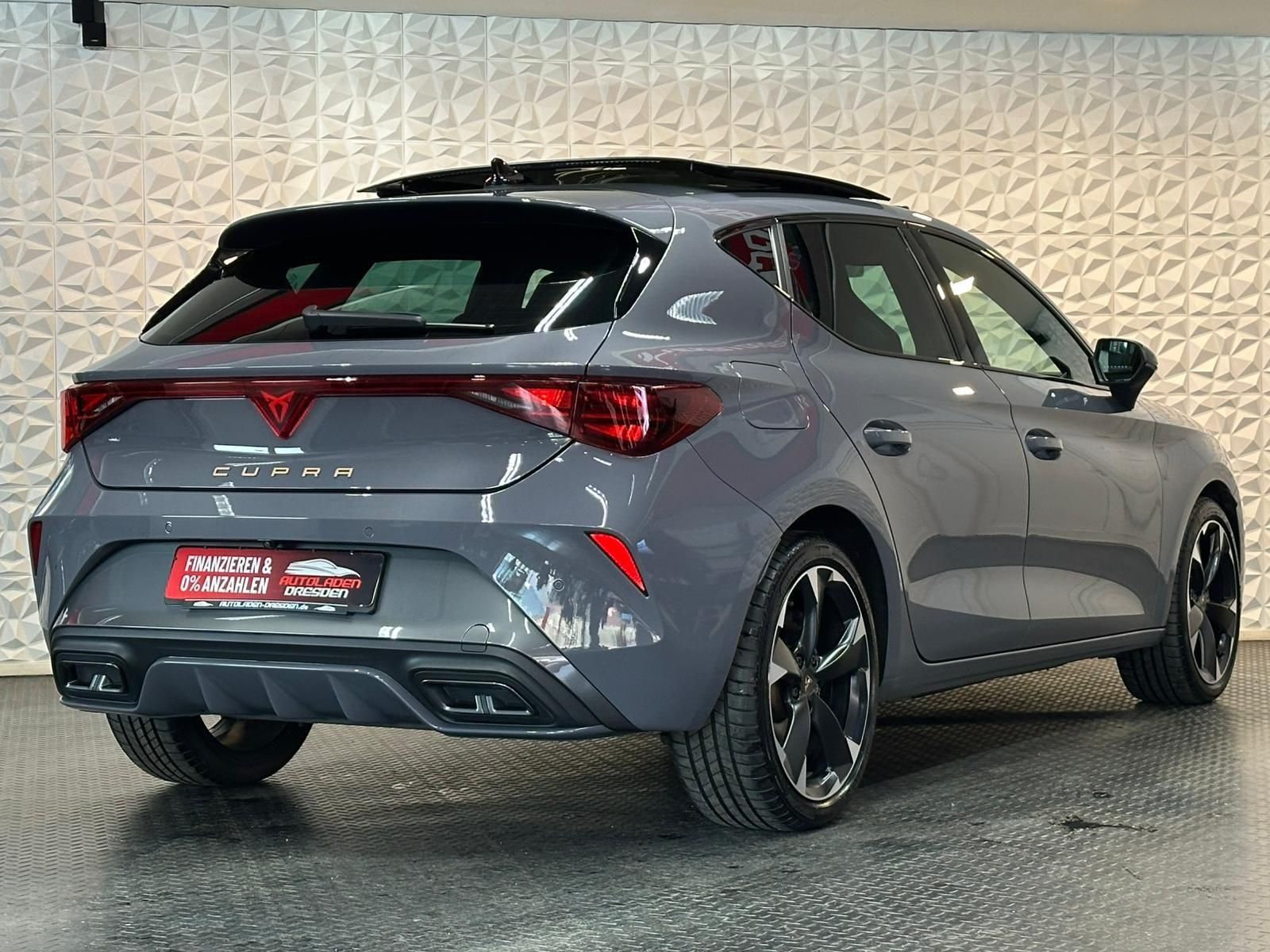 CUPRA Leon 2.0TDI* LED#SHZ#LH#ACC#PANO#SPUR#CAM#KEYLES - Image 8