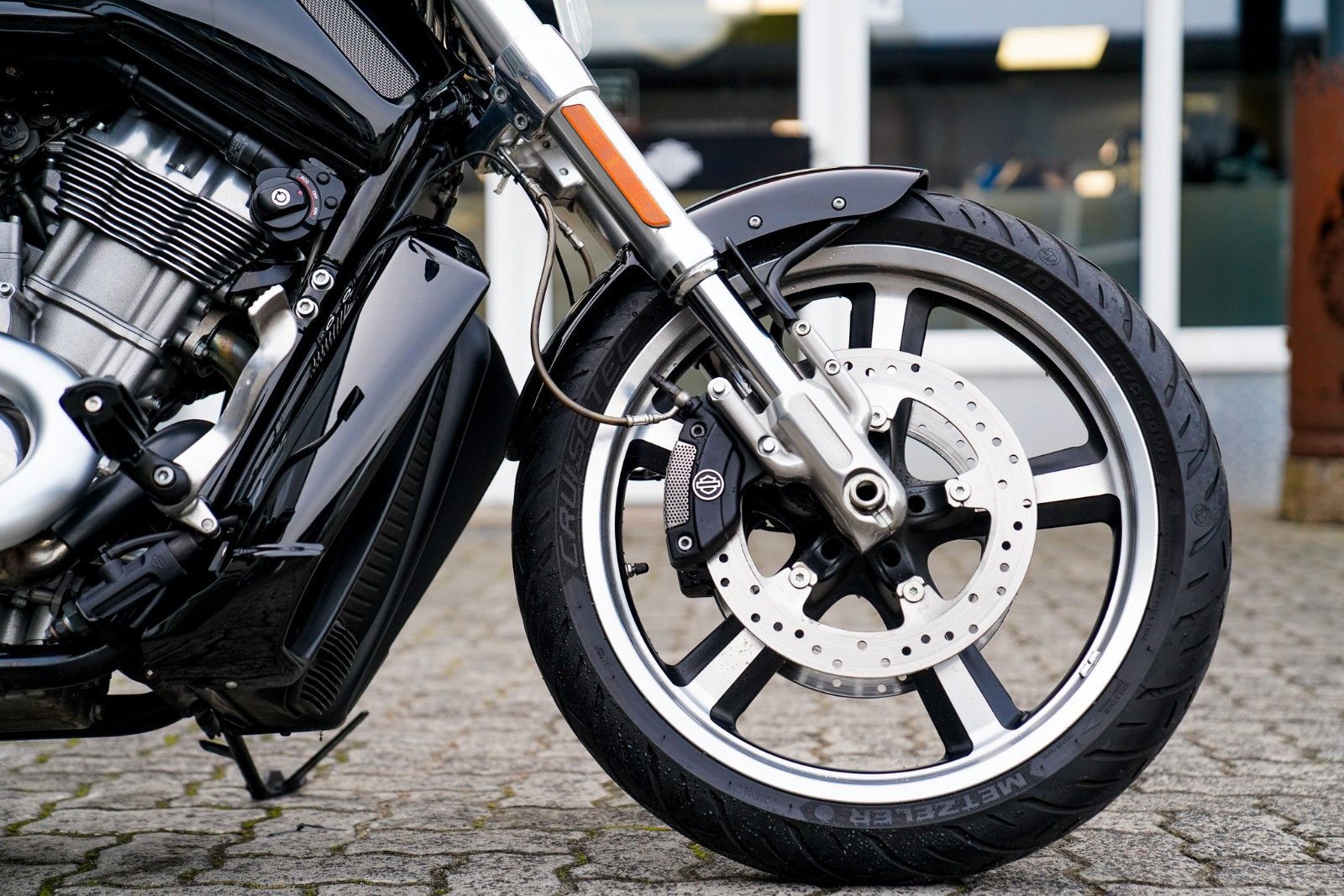 Fahrzeugabbildung Harley-Davidson VRSCF V-ROD MUSCLE - Remus -