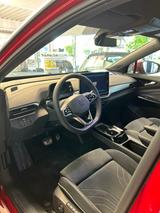 Volkswagen ID.4 Pro 210 kW mit Infotainment-Paket - : mit TÜV, mit