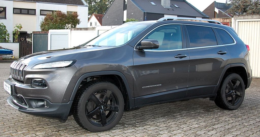 Image of Jeep Cherokee