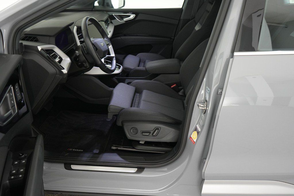 Audi Q4 40 e-tron Kamera MMI Navi pro foto 9