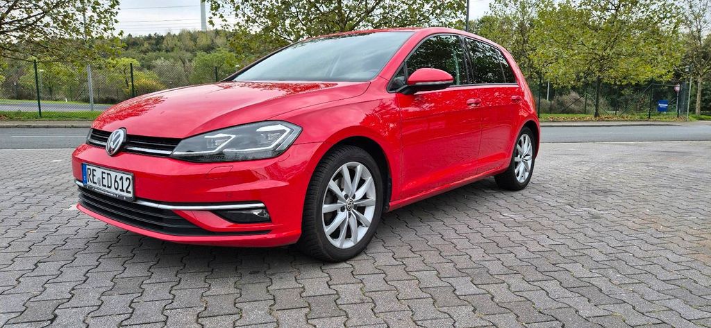 Image of Volkswagen Golf