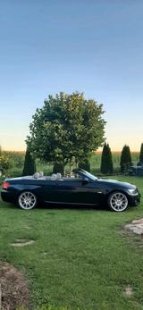 BMW Cabrio 320i M-Paket original - BMW 320 aus 2009: Cabrio