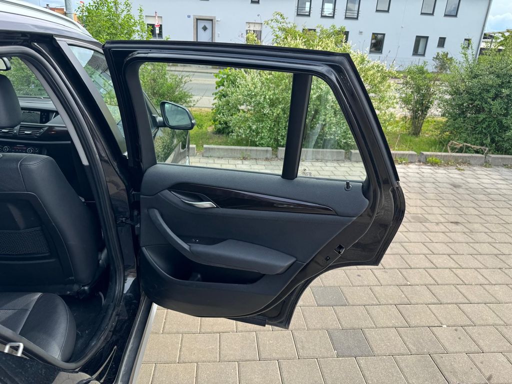 BMW X1 27