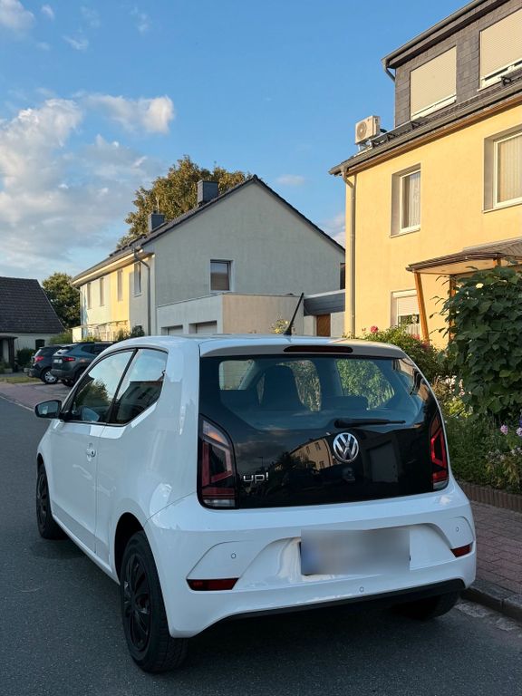 Image of Volkswagen up!