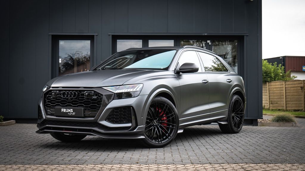 Audi RSQ8