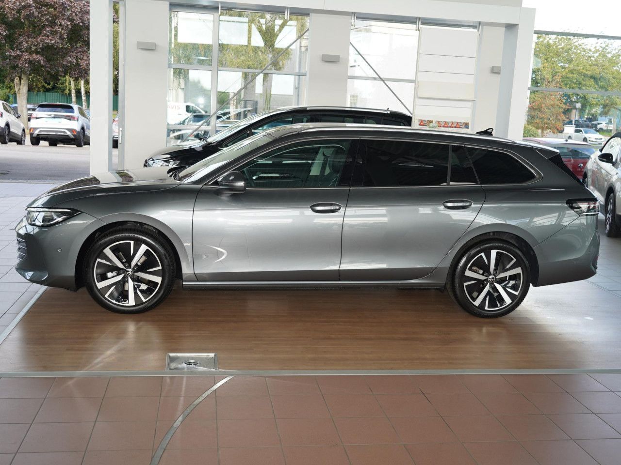 Volkswagen Passat Business 1.5 eTSI DSG E-KLAPPE KESSY AHK foto 5