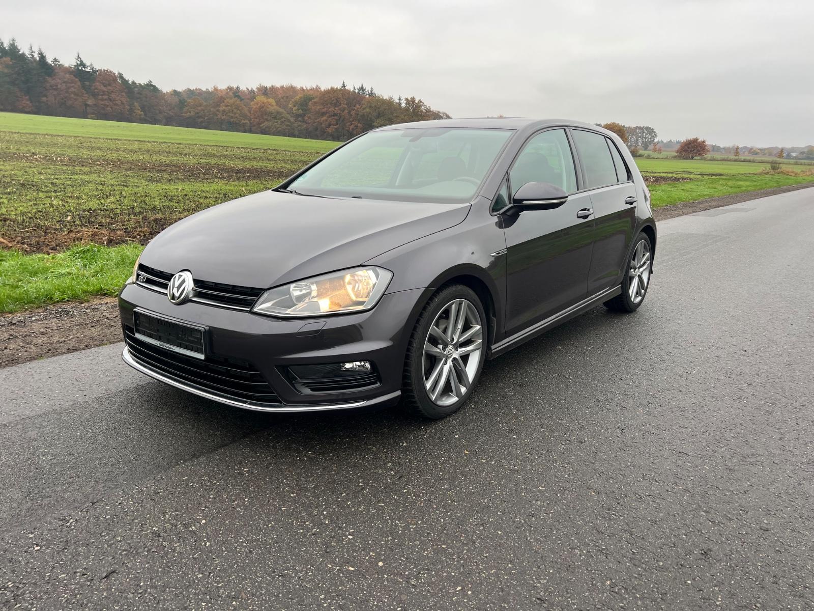 Volkswagen Golf VII 2,0 TDI Lounge R-Line Standheizung AHK