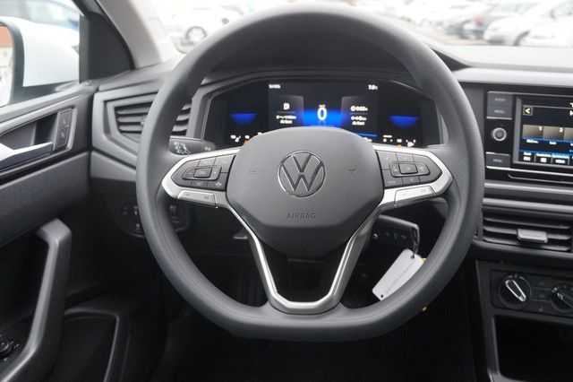 Fahrzeugabbildung Volkswagen Taigo TSI LED AHK AID GRA PDC SH