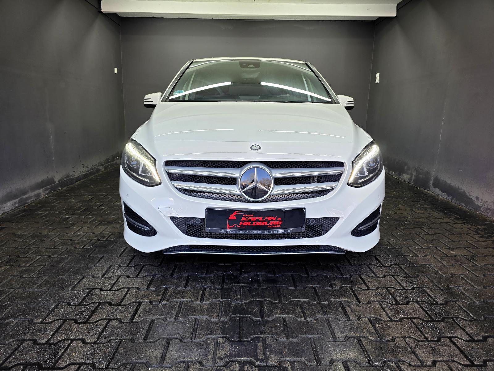 Mercedes-Benz B 180, AUTOMATIK, LED, NAVI, DISTRONIC, SOUNDSYS