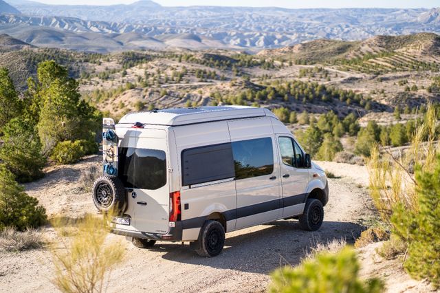 Mercedes-Benz Sprinter Offtrack Allrad Aufstelldach Camper