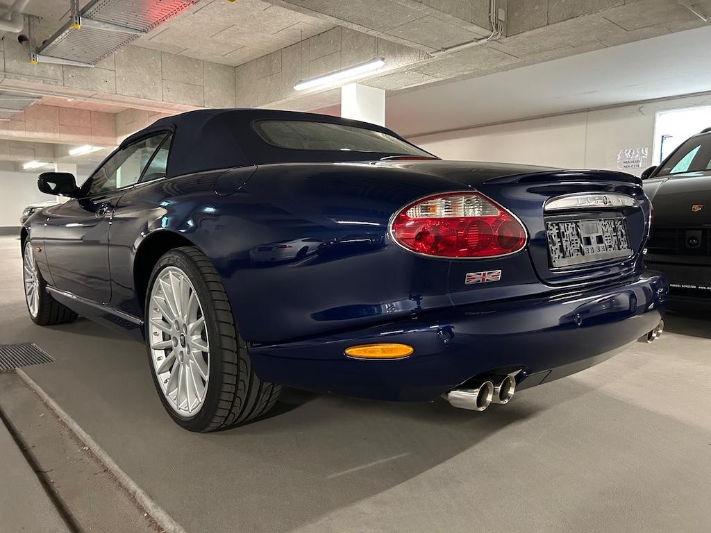 Jaguar XK8
