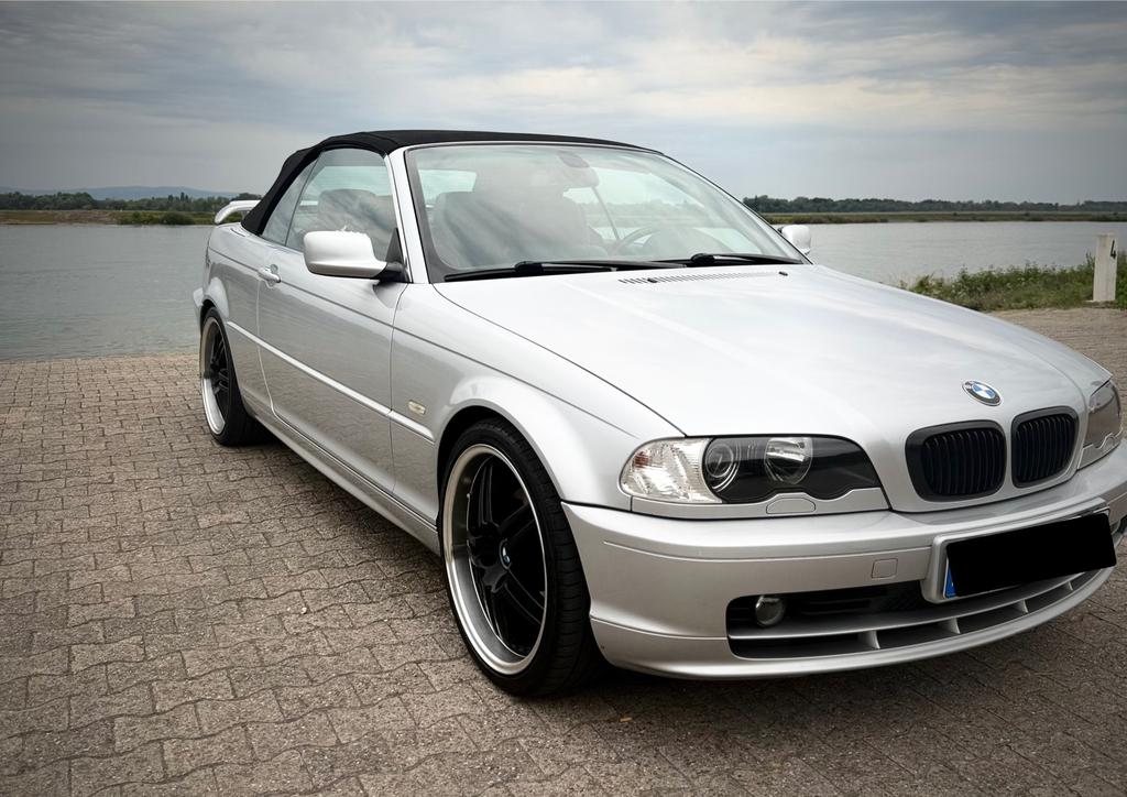 BMW 323