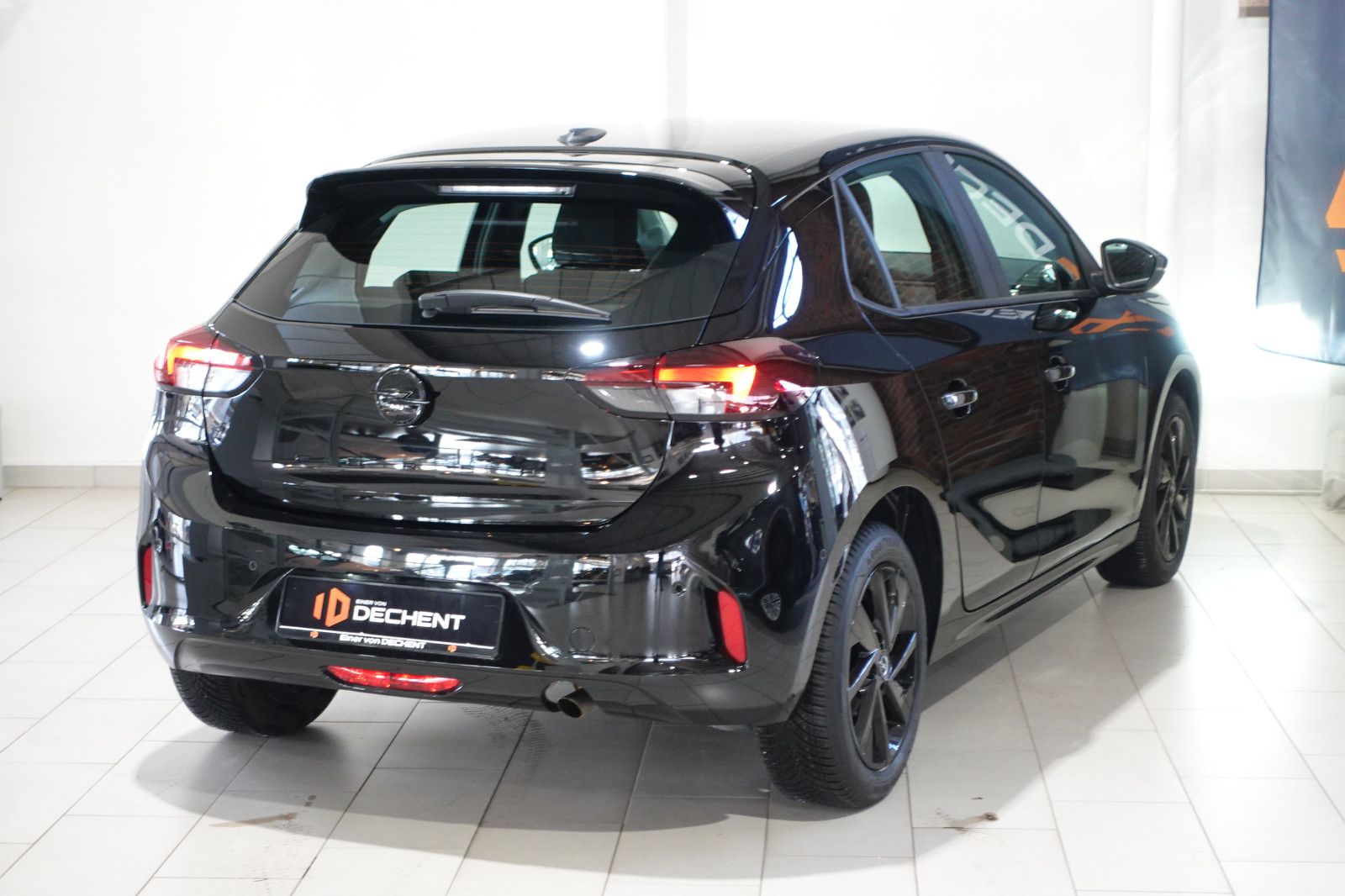 Fahrzeugabbildung Opel Corsa 1.2Turbo Allwetter,Sitzh.,Klima,PDC,Kamera