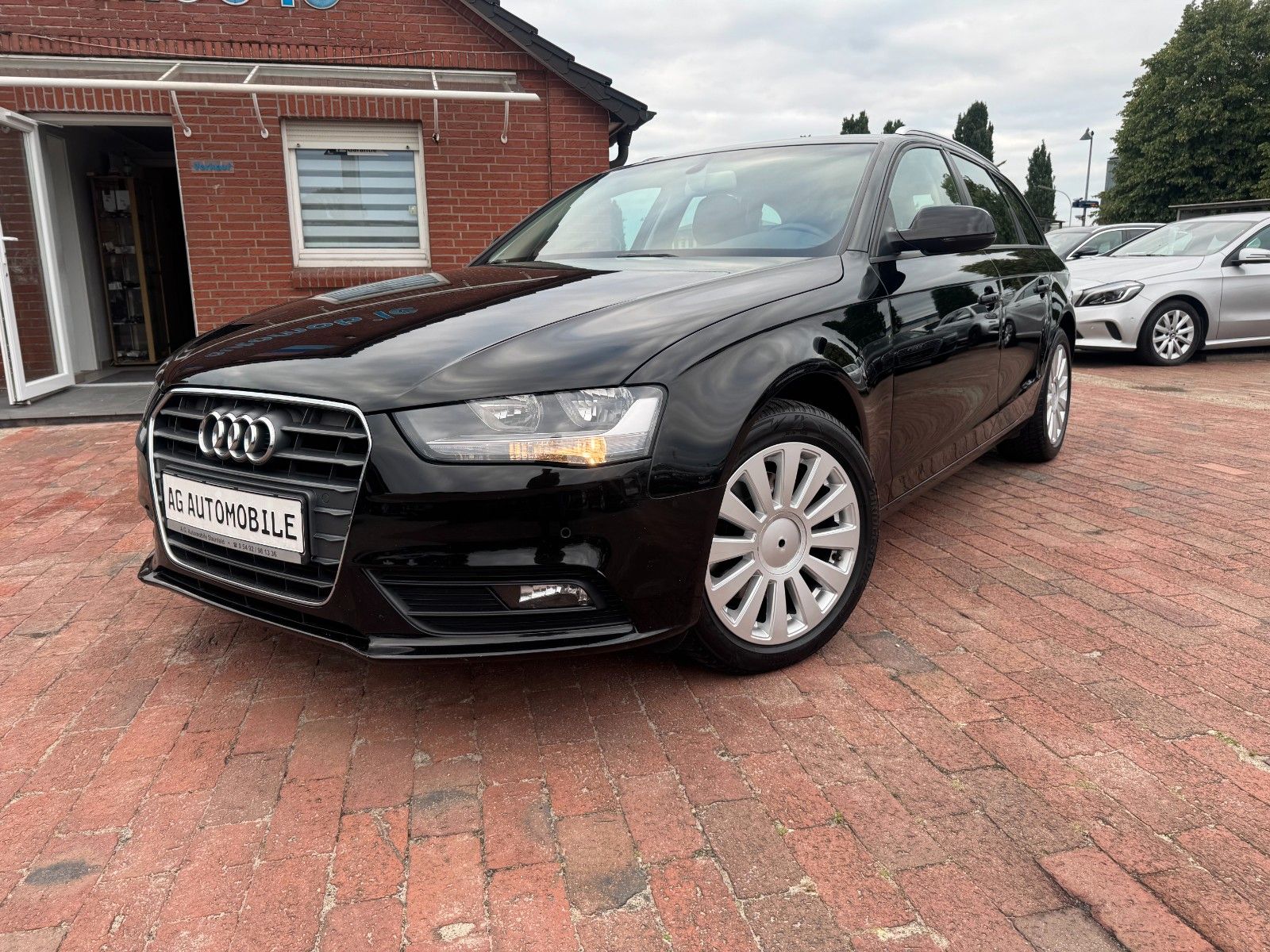 Audi A4 - 1