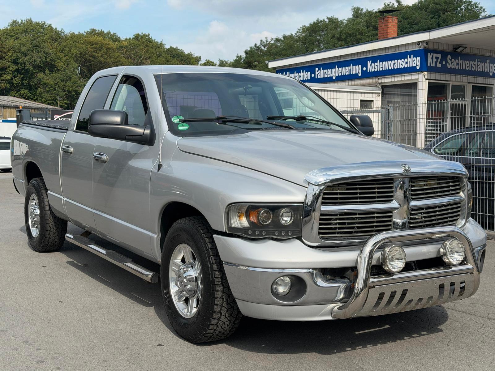 Dodge Ram 2004 — rear view