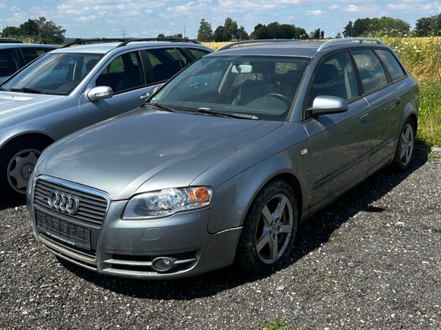 Audi A4 Avant 3.0 TDI quattro/LEDER/AUTOMATIK/