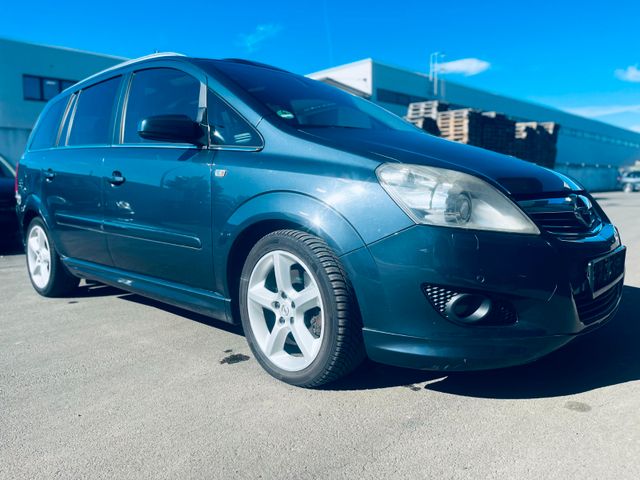 Opel Zafira Sport*7 Sitzer*Pano.*Bi-Xenon*1.Hand*TÜV