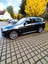 BMW X3 xDrive20d Luxury Line, Allrad, PDC,Ledersitze - BMW X3 Gebrauchtwagen in München