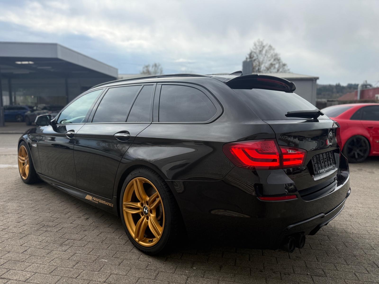 BMW 530 Touring d xDrive M Performance/Pano/Ambiente