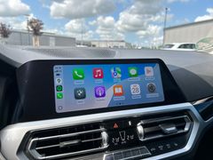 Fahrzeugabbildung BMW 320d SportLine Autom. LED AHK Navi HUD Pano 17"