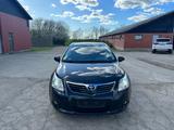 Toyota Avensis Kombi Sol - Toyota Avensis Sol mit Diesel-Antrieb