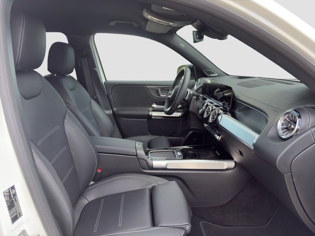 Fahrzeugabbildung Mercedes-Benz EQB 250+ AMG*NIGHT*HUD*K-GO*MEMORY*DISTR*360°