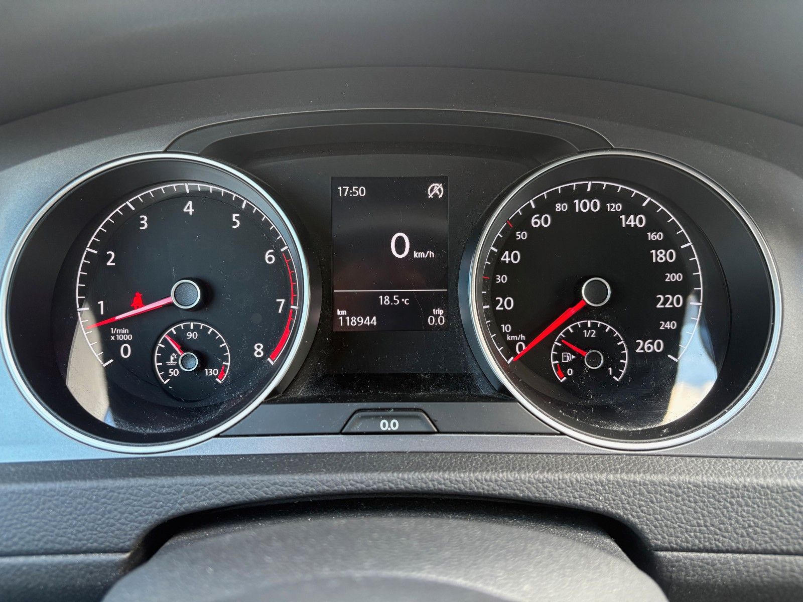Fahrzeugabbildung Volkswagen Golf VII 1.2 TSI Variant Lounge 1.HAND SCHECKHEF