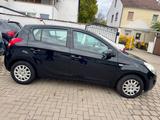 Hyundai i20 FIFA WM Edition/TÜV§INSPEKTIONNEU - Hyundai i20: Fifa Wm Edition