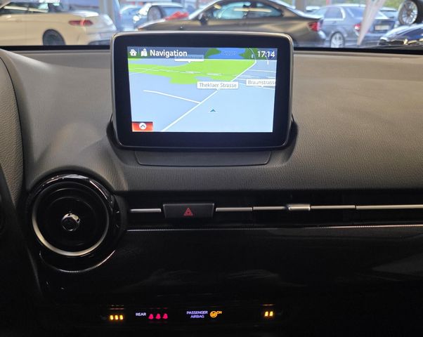 MAZDA 2 — Foto 18
