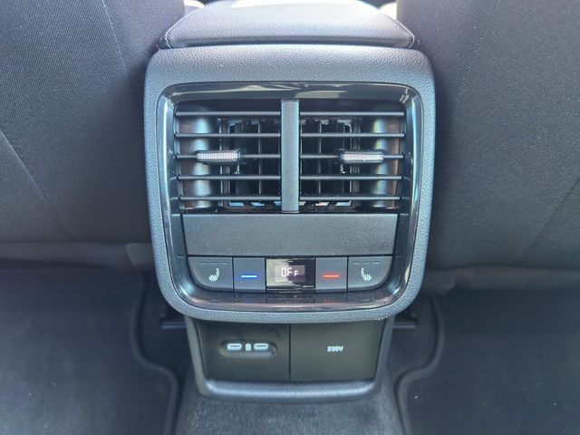 Octavia Combi 2.0 TDI DPF Tour DSG NAVI ACC LED
