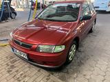 Mazda 323P Automatik - Mazda aus 1997