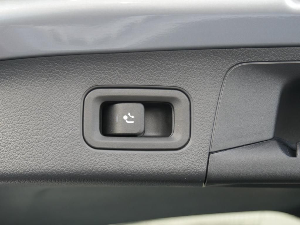 Mercedes-Benz GLA 200 |AMG|Edition|KEYL|NAVI|MBeam|AHK|DISTR