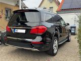 Mercedes-Benz GL 350 CDI / AMG Line / AHK / Panorama / Scheckh - Mercedes-Benz GL 350: Schwarz, Scheckheftgepflegt