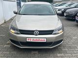 Volkswagen Jetta 2.0 TDI DSG Comfortline*Navi*Leder*Garanti - mit Diesel-Antrieb: Gold, Vollleder