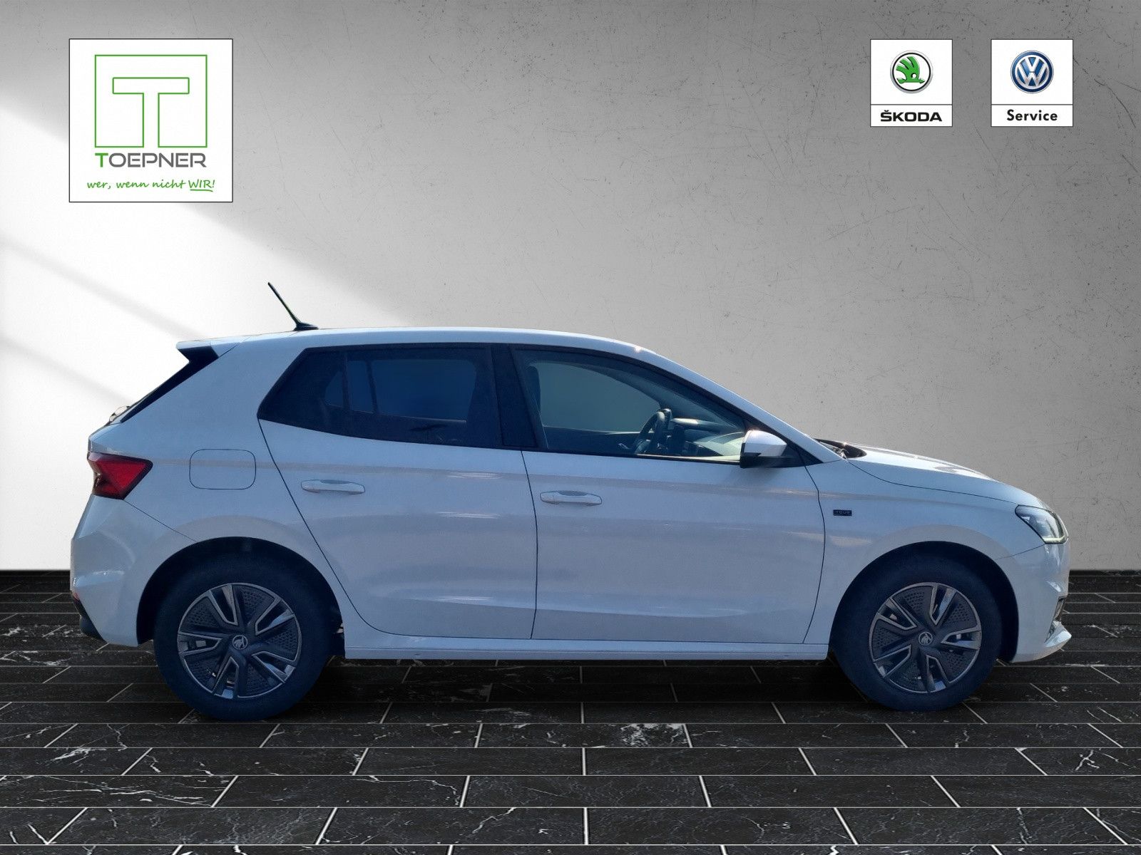 Fahrzeugabbildung SKODA Fabia Tour 1,0 TSI 85KW/115PS WINTER DesignLodge