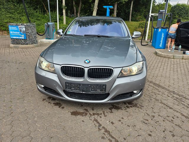 BMW 320 Baureihe 3 Touring 320i