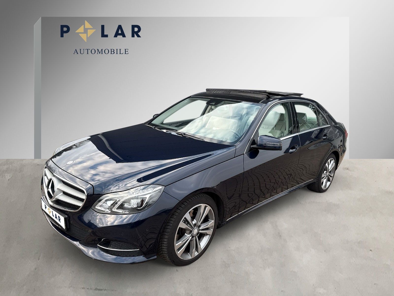 Fahrzeugabbildung Mercedes-Benz E 250 *Panorama*Kamera*Vollleder*LED*Ambiente