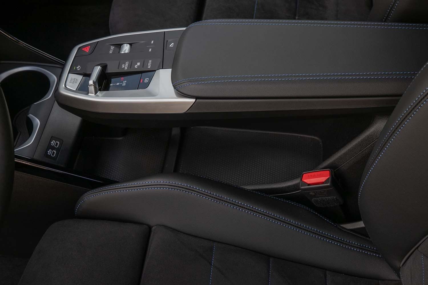 BMW X2 sDrive20i M Sportpaket Navi adLED RfKam Klima foto 10