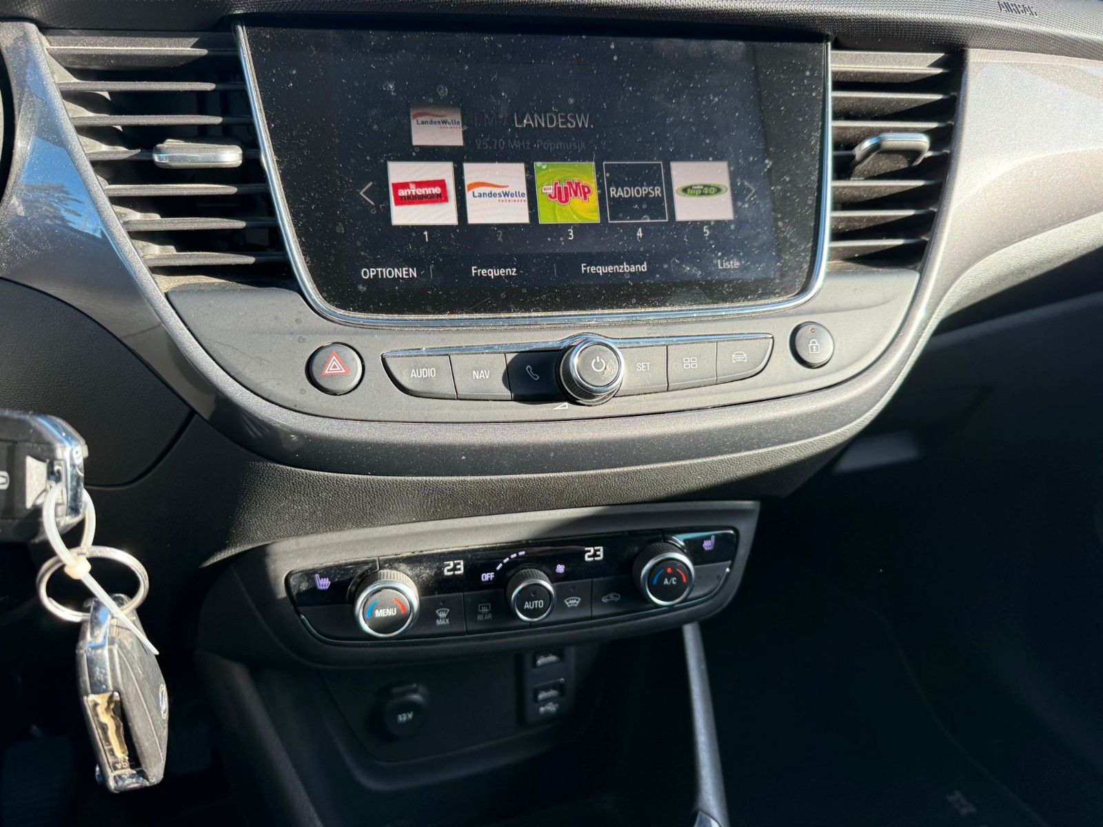 Fahrzeugabbildung Opel Crossland (X)Innovation