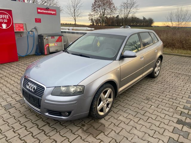 Audi A3 2.0 FSI Ambiente Sportback