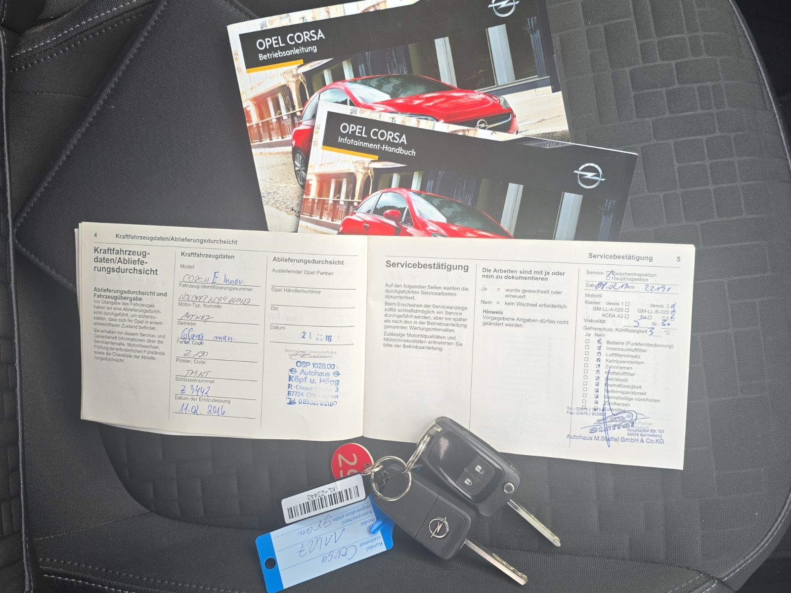 Fahrzeugabbildung Opel Corsa E Innovation ecoFlex TEMPOMAT SHZ LHZ