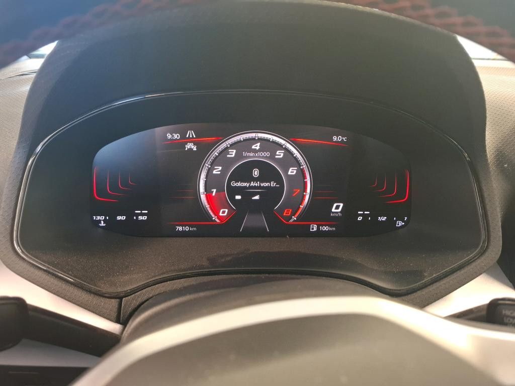 Fahrzeugabbildung SEAT Arona 1.0 TSI FR PRO-NAV-LED-VIRTUAL-APPS-PDC-