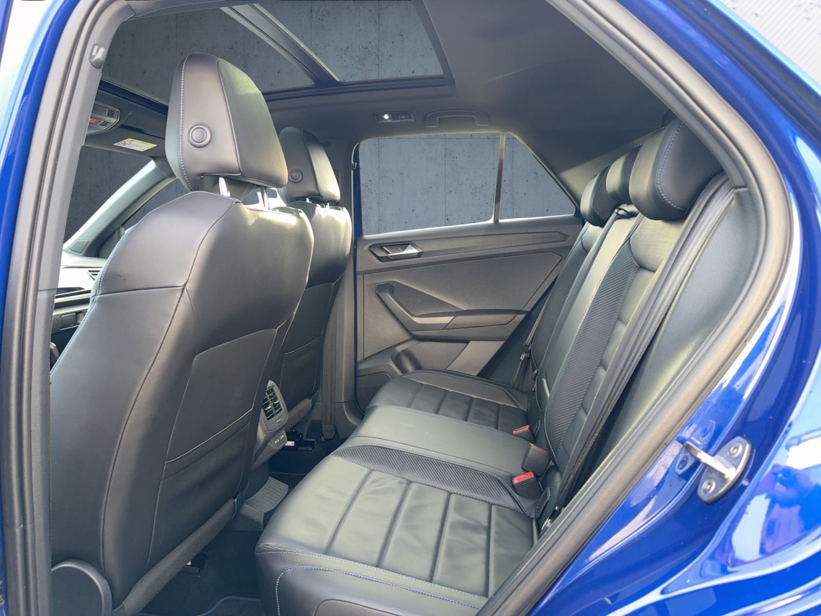 Volkswagen T-Roc - Bild 12