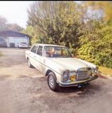 Mercedes-Benz C 220/8 W115 Oldtimer Top gepflegt - Mercedes-Benz C 220 mit Benzin-Antrieb: Limousine