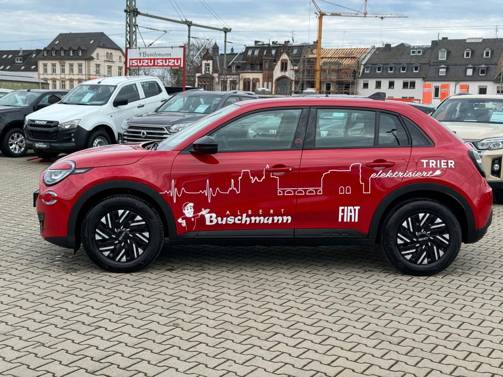 Fiat 600e Sondermodell RED 54 kWh Gratis Wallbox